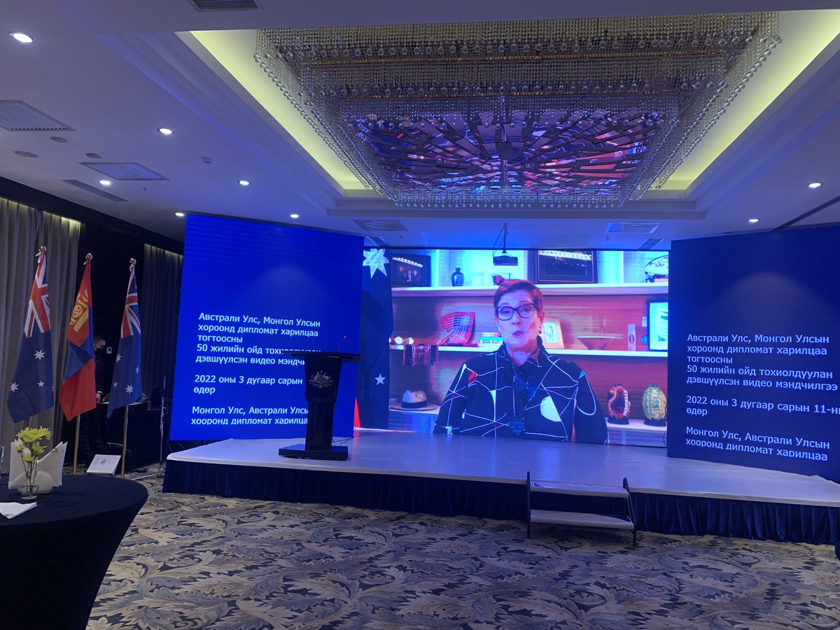 Монголчууд Австралид working holiday visa-аар ажиллаж амьдрах боломжтой болсныг Австрали Монголын дипломат харилцааны 50 жилийн ойгоор дөнгөж сая өнөөдөр зарлалаа . 👍
