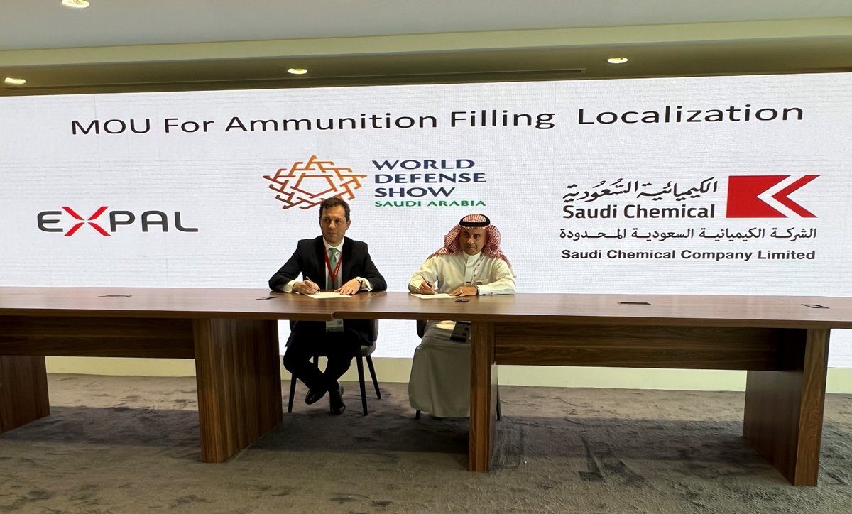 EXPALSystems's tweet photo. EXPAL SYSTEMS announces signing a Memorandum of Understanding (MOU) with Saudi Chemical Company Holding (SCCH) through its subsidiary Saudi Chemical Company Limited for the localization of ammunition filling.
#saudiarabia #wds2022 #vision2030 #EXPALSystems #defence https://t.co/XqptMBlpZ2