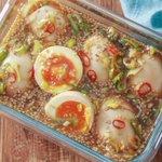 このやばい漬けだれで無限白飯いける。これめっちゃくちゃに旨いです…「やみつき麻薬卵」