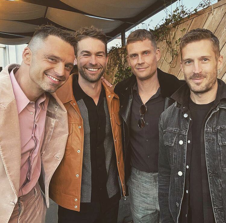 amyp_86's tweet photo. 😍😍😍😍

The boys are back in town 🔥🔥🔥

📸 credit Instagram user (and very good friend of Sebastian) willmalnati ❤️

#SebastianStan #WillMalnati #ChaseCrawford #EthanRussell https://t.co/r154afAxzy