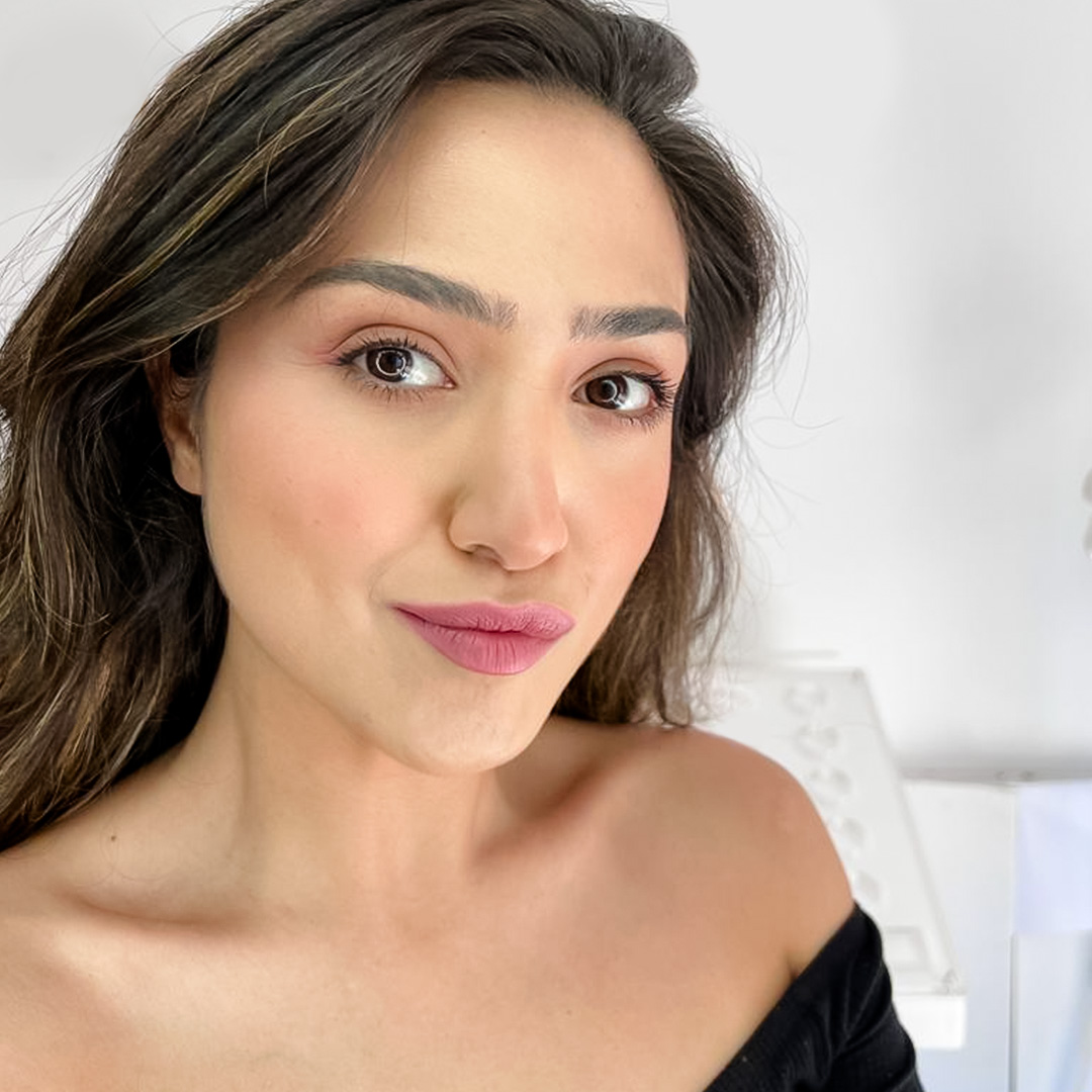 Dab, dab, dab &amp; you're out the door!

MSLondon Mineral Powder Foundation = concealer, foundation + powder in one. Add the MSL Flat Blending Brush to the mix and you'll be Insta-ready in two ticks - no makeup skills, blending, or layers required! ✨

DM us to get colour-matched!