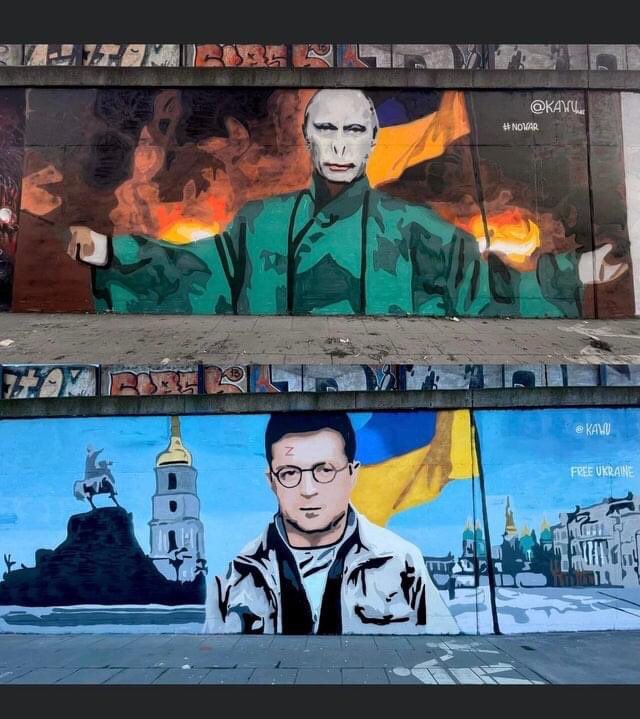 ittay78's tweet photo. Murals from in the Polish city of Poznan by #kawuart
On February 28, he portrayed Putin as Voldemort. And yesterday Zelensky appeared in the same place instead of Putin as the wizarding hero #harrypotter
Hope that’s a sign of things to come 🙏 https://t.co/pkyyESHUND