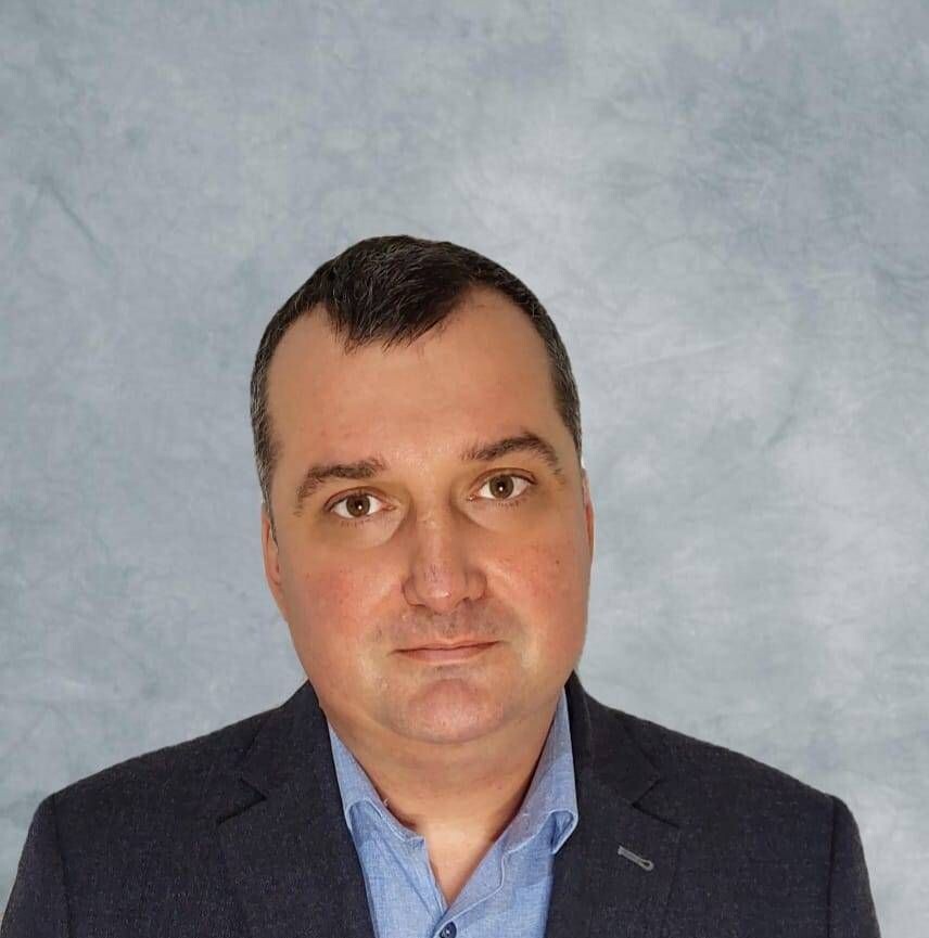 Спортивную школу № 1 в городе Шахты возглавит Андрей Пищиков

Конкурс на замещение вакантной должности директора состоялся 3 марта.
Больше информации: 
shakhty-media.ru/sportivnuyu-sh…
#шахты 
#спортивнаяшкола1
#назначение
#директор
#АндрейПищиков