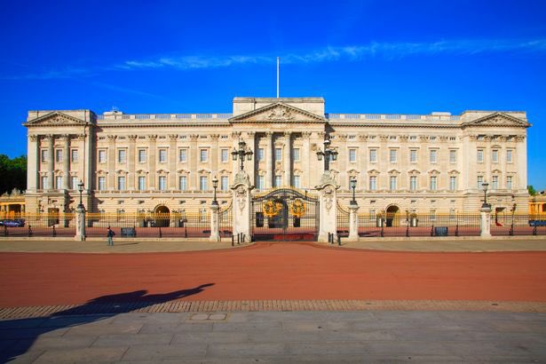 weeshooey's tweet photo. Empty properties in London sought for Ukrainian refugees.
775 rooms here.

#UkraineWar 
#ToryIncompetence https://t.co/w1qJ31F2OA