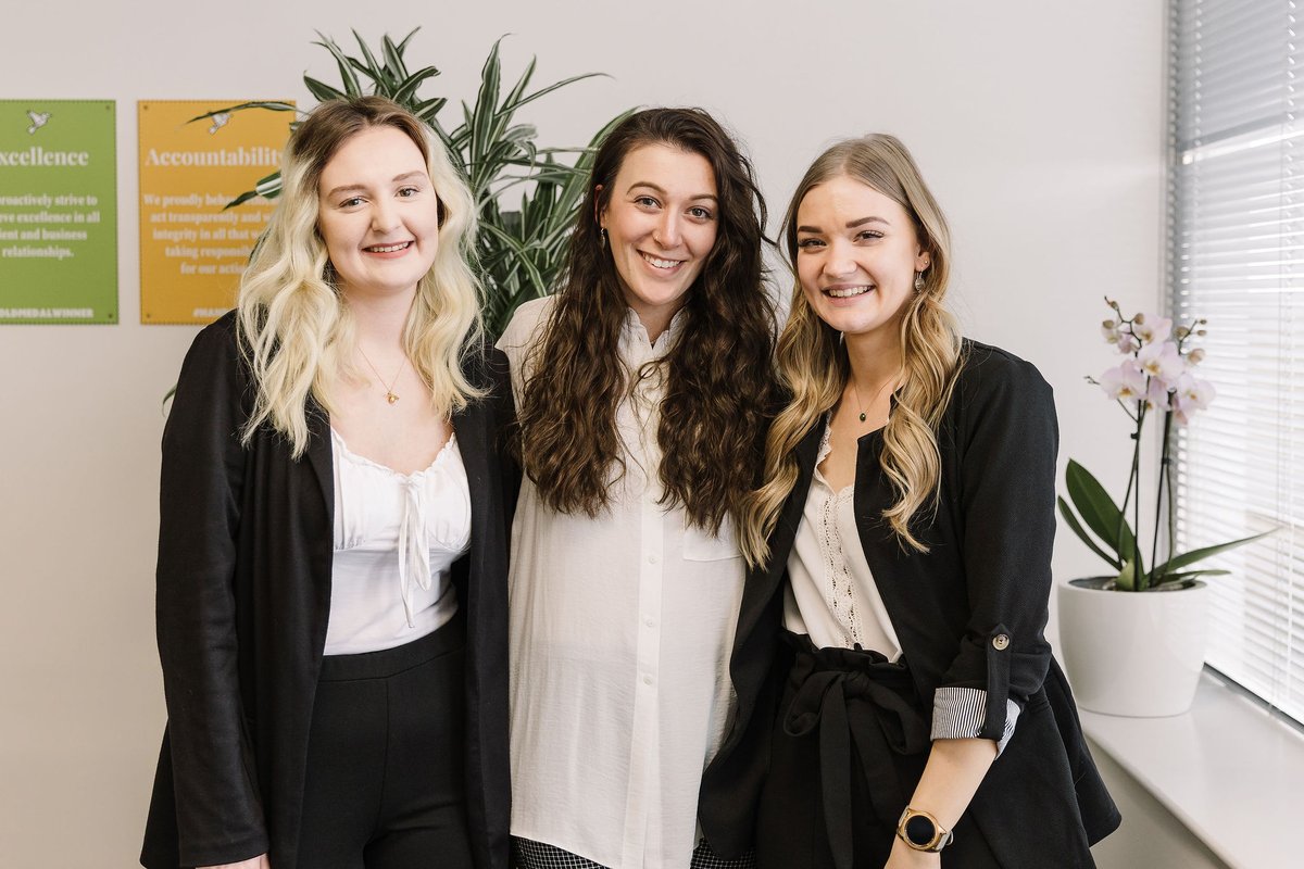 💚 Sound's Inspiring Women 🧡 

We are so proud to work with strong, creative and dedicated women and promise to ensure that they never eel overlooked, unseen or unheard.

So here's to you, thank you!

#inspiringwomen #strongwomen #thankyou #womenintheworkplace