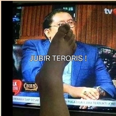 CAKMUS88428468's tweet photo. Orang Yang Biasa Ngotot Membela Teroris ..Sudah Bisa Di Pastikkan Dia Komplotanya  ? https://t.co/ig6LPOyhCp