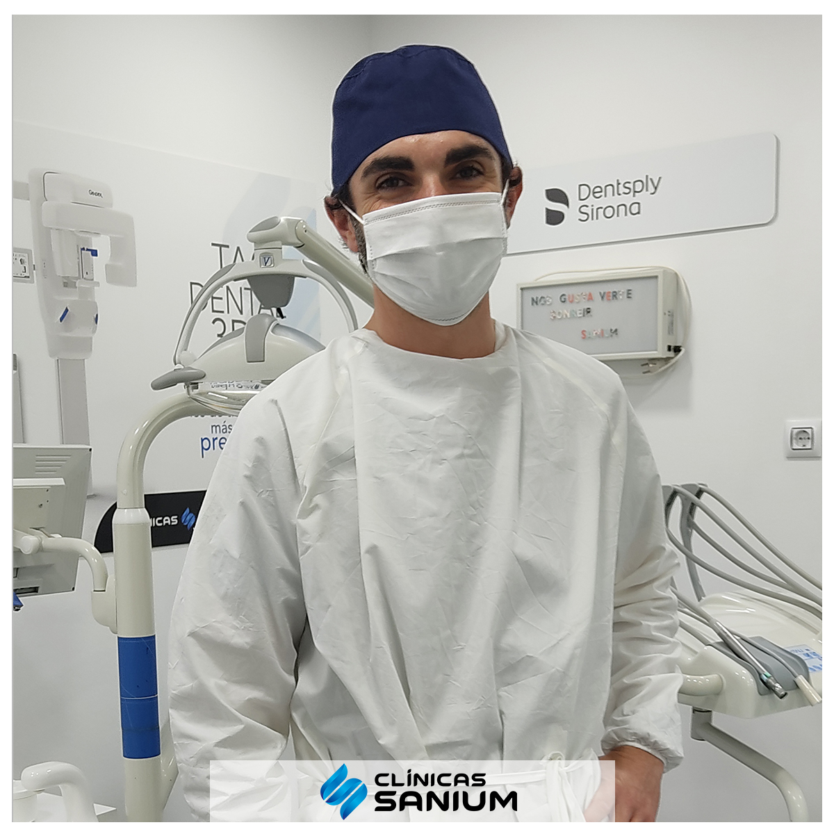 clinicassanium's tweet photo. Él es el Dr. Javier Rodríguez García Vidal, uno de nuestros cirujanos implantólogos de nuestra clínica de Hellín. Si por algo destaca Javier, es sin duda, por la minuciosidad en la planificación de todos sus tratamientos tanto en la funcionalidad como en la estética.✨ https://t.co/GKyPGhjHUd