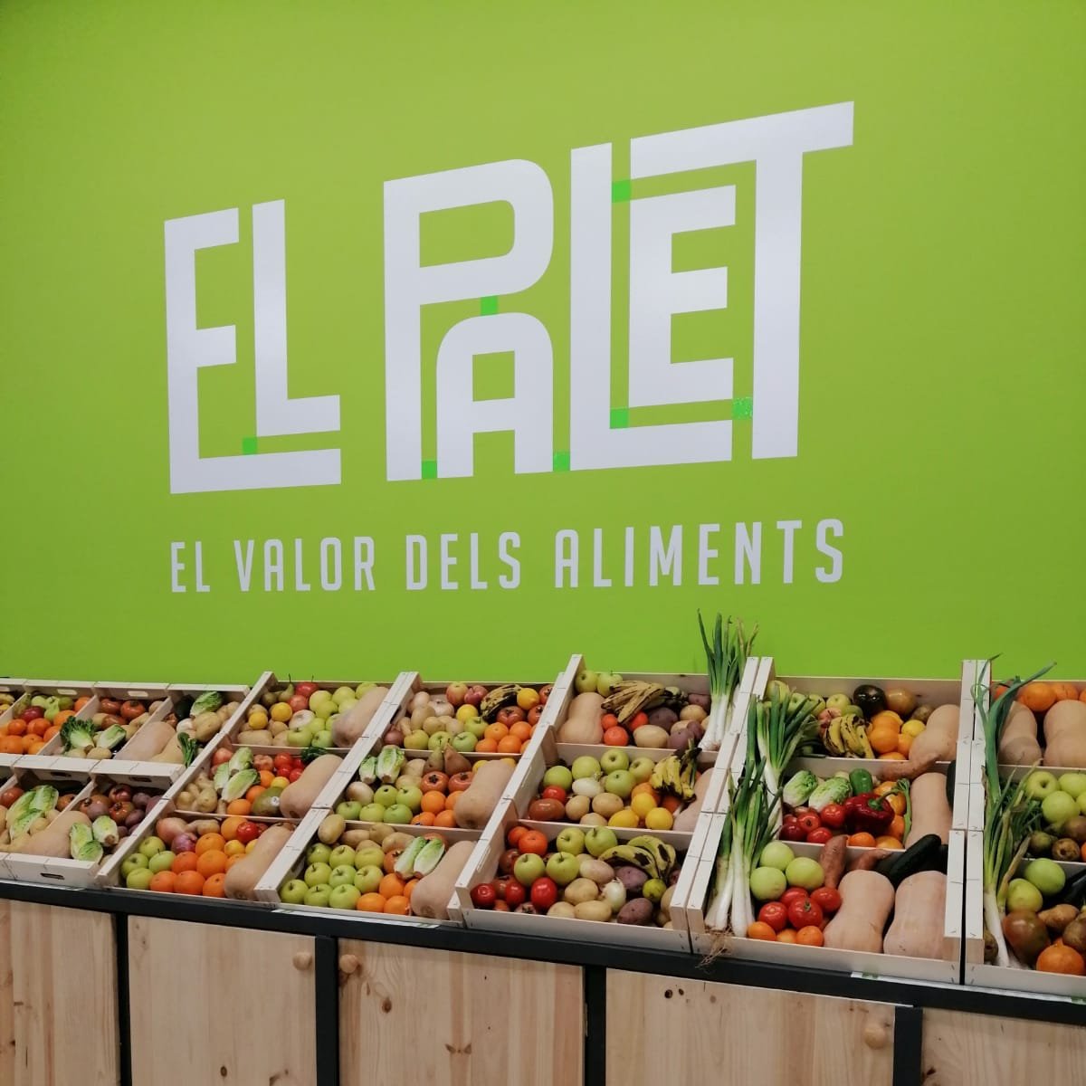 elpaletlleida's tweet photo. Som el Palet, el nou punt de distribució d’aliments del Banc dels Aliments de les Comarques de Lleida. Un espai que vol tornar als aliments el seu valor. https://t.co/5jF4UL5omc