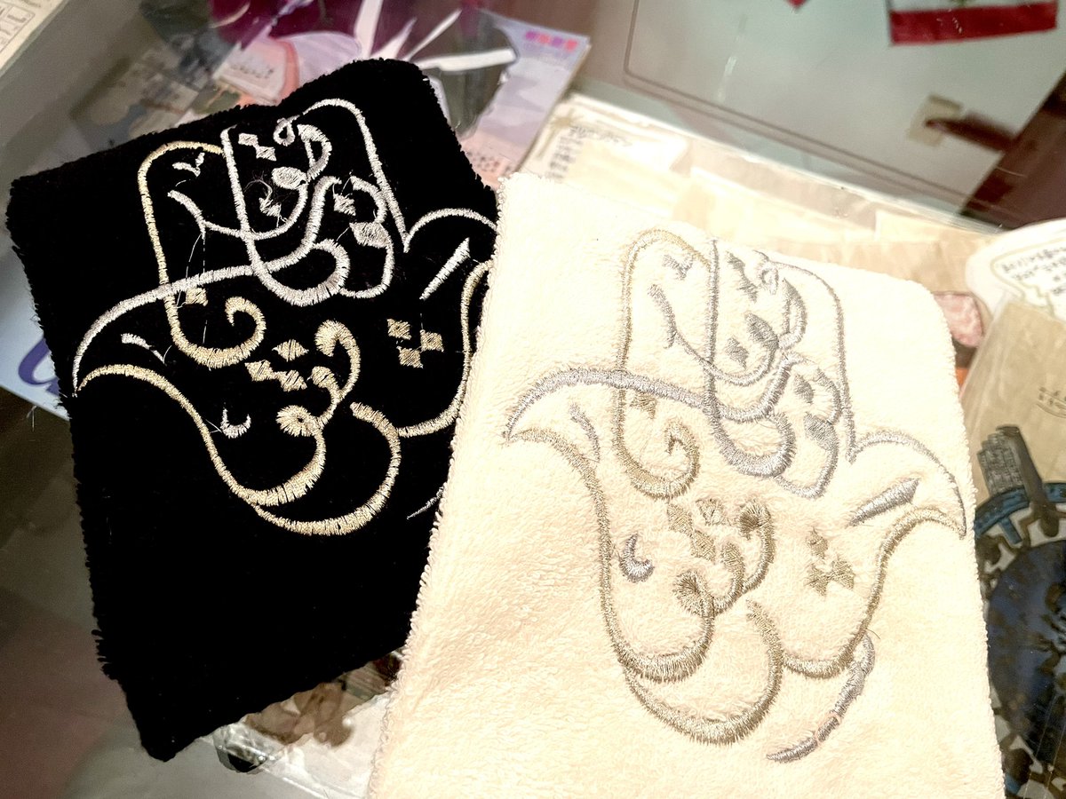 mayaghoneim's tweet photo. エジプトから直輸入△⍙◮
ハンドタオルが入荷しました。
エジプトではもうすぐラマダン。こんな可愛いグッズが店先に並びます。
飾っても良し、もちろん使っても良し。
早い者勝ち〰️❤️
30cm×30cmの大きさです。
1枚 ¥1200(郵送料込み) 
DMからご予約できます。 https://t.co/2HIOZQnMjd