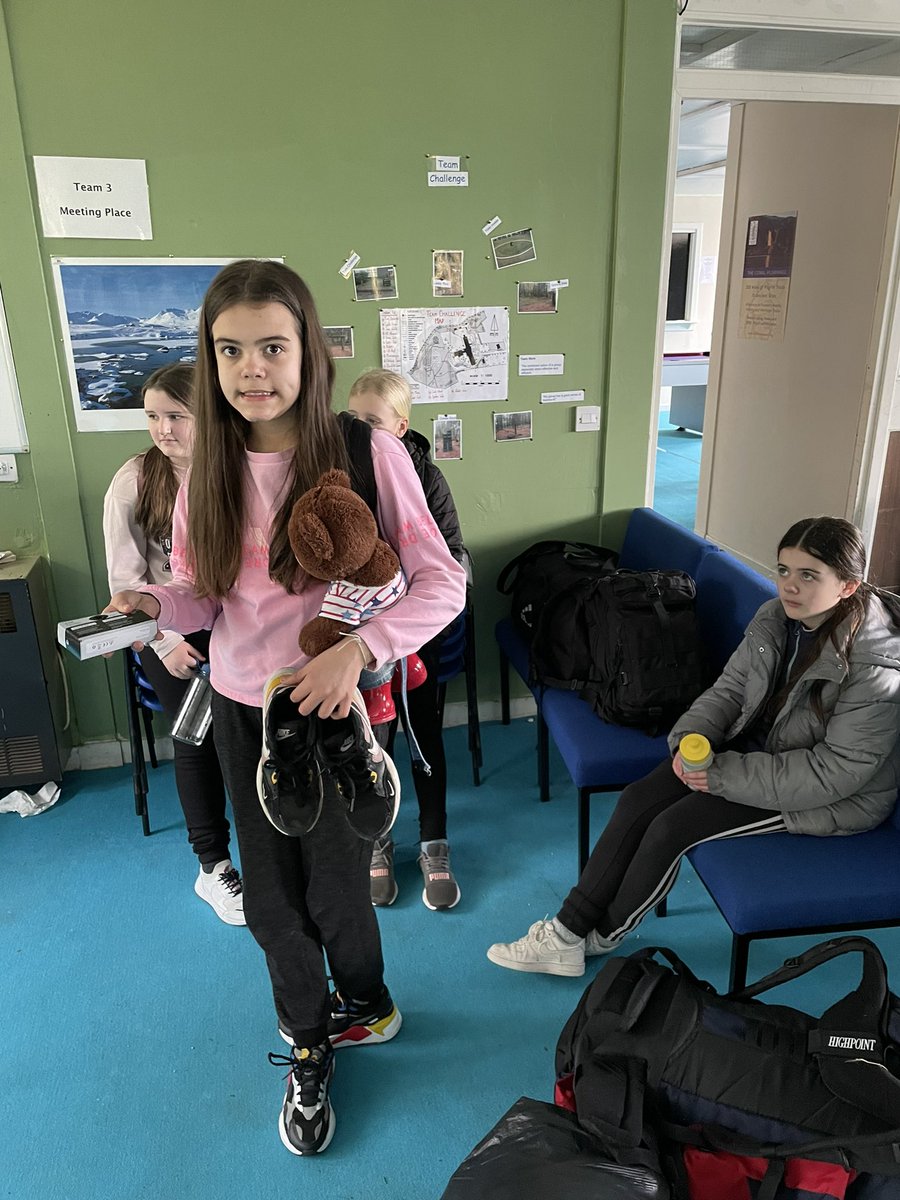 ArklestonSchool's tweet photo. All packed up and ready to return home 🏠🥰 #holidaycomplete https://t.co/M0vIBmfhnR