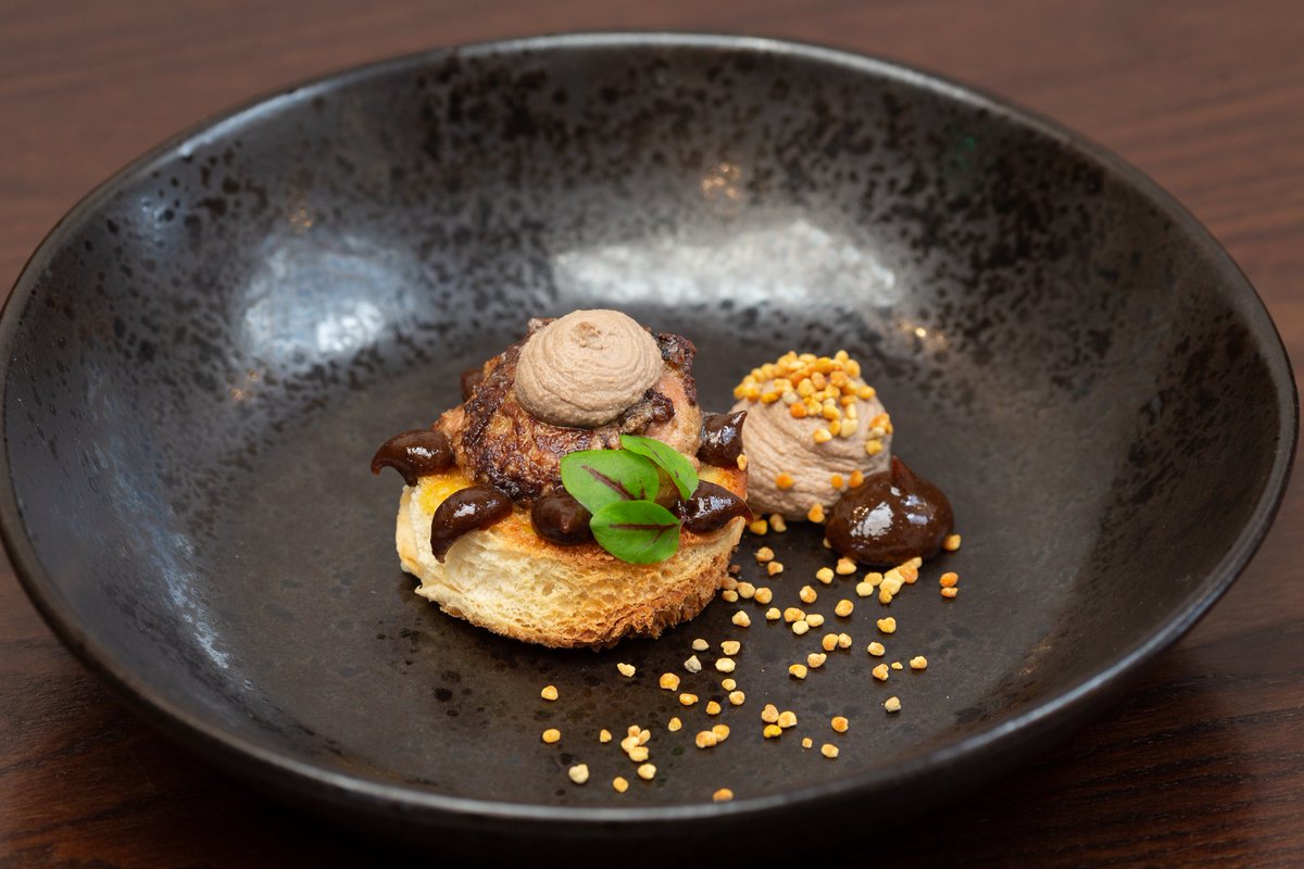Tables available Friday/ Saturday from 5pm for dinner and from 1pm on Sunday. Call, email or book online. Link in Bio. <a href="/last_table/">Last Minute Table Dublin</a> 
#irishfood #irishrestaurant #michelinguidegbi