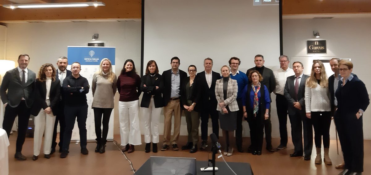 Encantados de acoger la reunión de los directores de las AATT  ¡Bienvenidos! <a href="/adefammadrid/">ADEFAM</a> <a href="/adefan_es/">ADEFAN</a> @AEFAS_asturias #AGEF <a href="/AefameEuskadi/">Aefame</a> <a href="/aref_rioja/">AREF</a> <a href="/aefclm/">aefclm</a> <a href="/AVEmpresarios/">AVE</a> <a href="/AeefExt/">A.E.Empresa Familiar</a> #ACEFAM <a href="/AEFAndalucia/">Asociación Andaluza de la Empresa Familiar (AAEF)</a> <a href="/AEFALICANTE/">AEFALICANTE</a> <a href="/abefamiliar/">ABEF</a> <a href="/AEFAragon/">🅰︎🅴🅵🅰︎</a>  <a href="/ASCEFcat/">ASCEF (Associació Catalana de l’Empresa Familiar)</a> <a href="/Amefmur/">Amefmur</a>  <a href="/iefamiliar/">IEF</a>