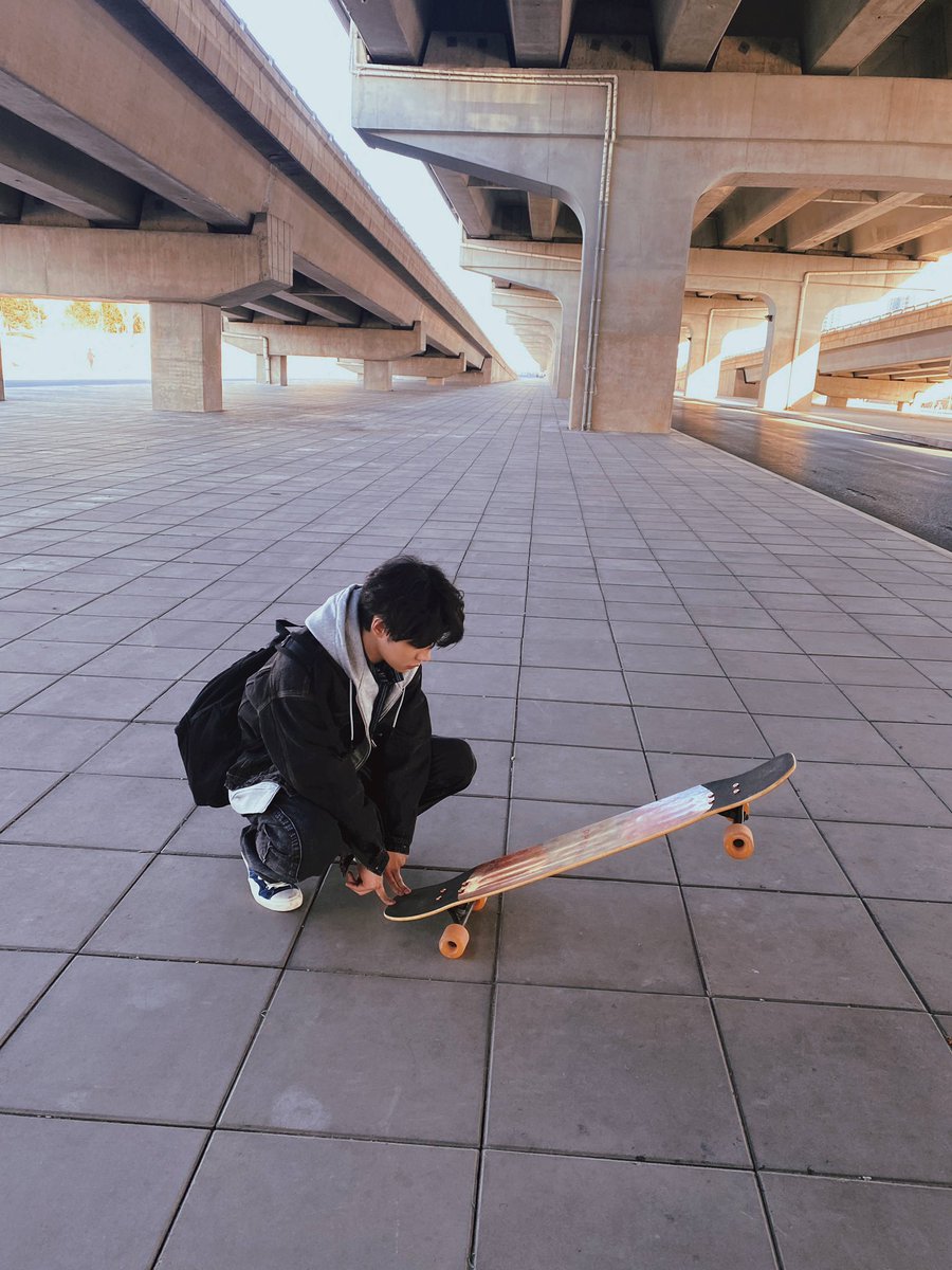 thisischampa's tweet photo. 🛹🛹🛹 https://t.co/RX4HWZT1c1