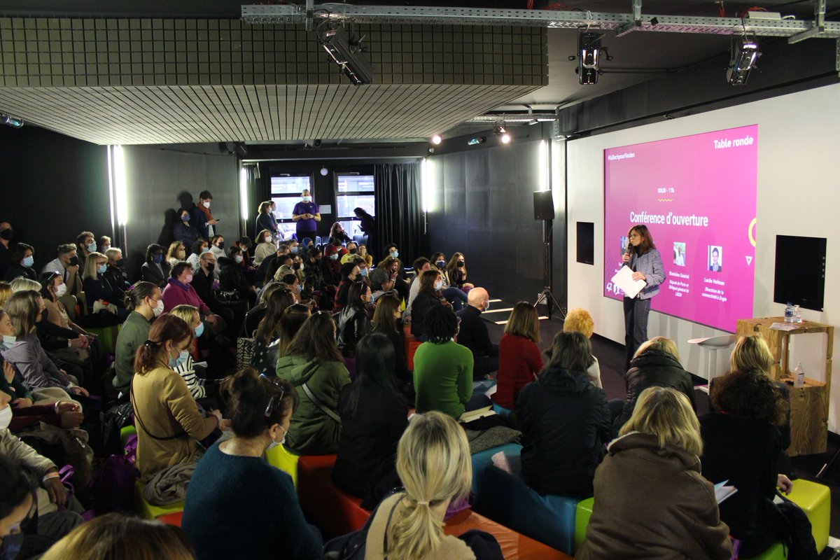 Merci <a href="/lhofde/">Lucile Hofman</a> pour ton message durant la conférence d'ouverture de #laTechPourToutes !

Tout de suite, la suite : la Tech pour Toutes a commencé !