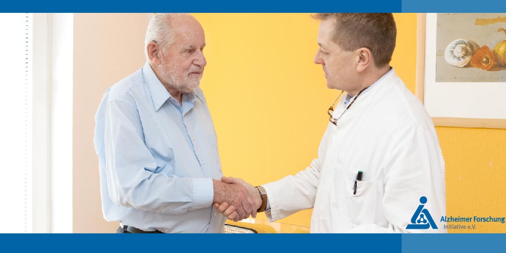 Alzheimer_eV's tweet photo. Eine #Studie an der @ruhrunibochum soll die Frage beantworten, wie Menschen hausärztlich betreut werden, die nach einem Krankenhausaufenthalt die Diagnose #Demenz erhalten. Studienteilnehmer*in gesucht unter https://t.co/K40sTMJMsg #alzstoppen #Proband https://t.co/b0BgDuNG05