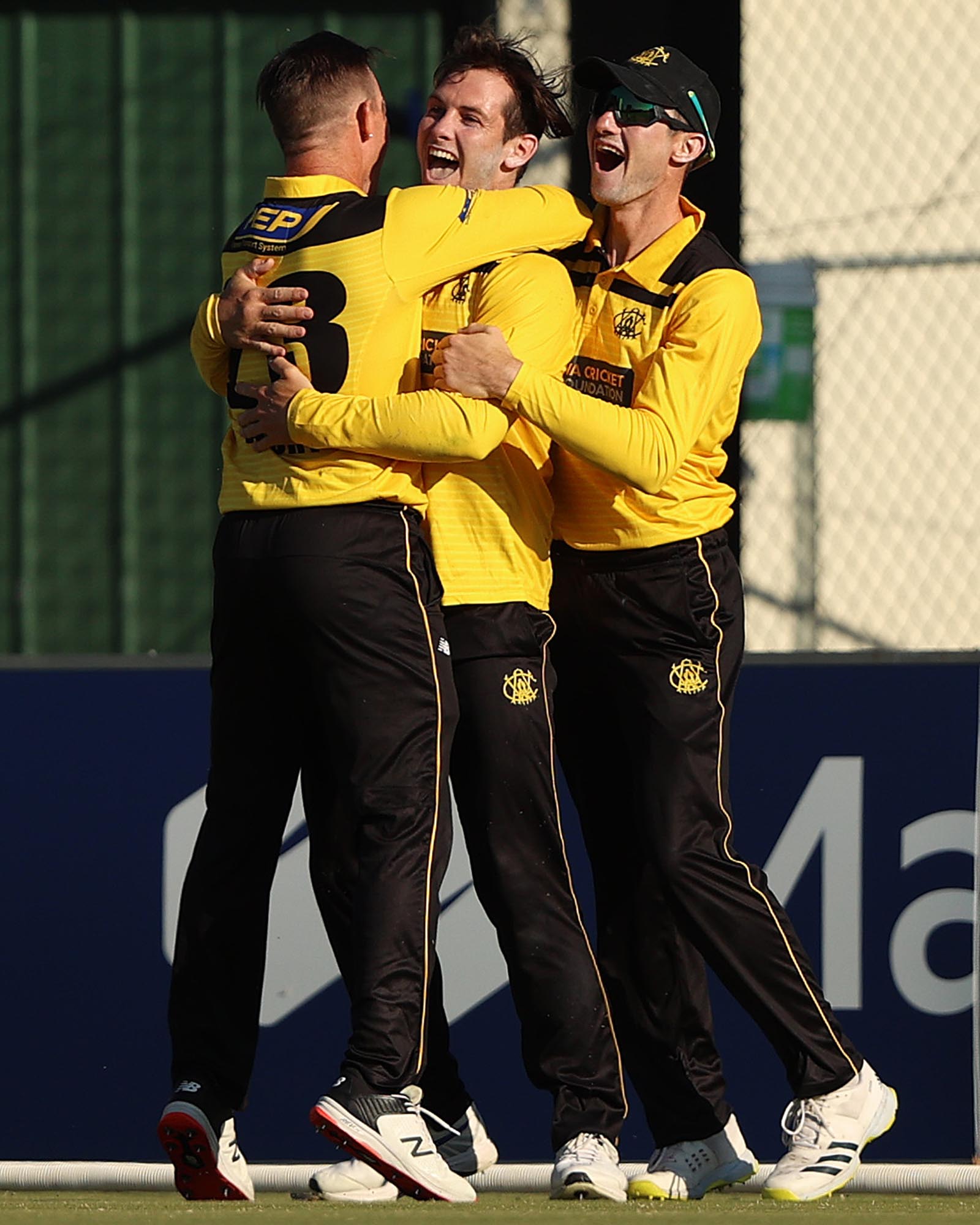 on Twitter "Hilton Cartwright's teammates were left in