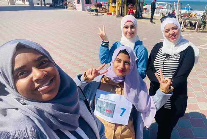 AmosTrust's tweet photo. We were so excited when @WeAreNotNumbers, our friends in #Gaza said that they wanted to #RunTheWall to help us raise £25k towards the cost of rebuilding a demolished Palestinian home. What amazing young people they are. #WeDoHope #RunTheWall #PalestineJustice #RightToMovement https://t.co/jk4OnEF4vM