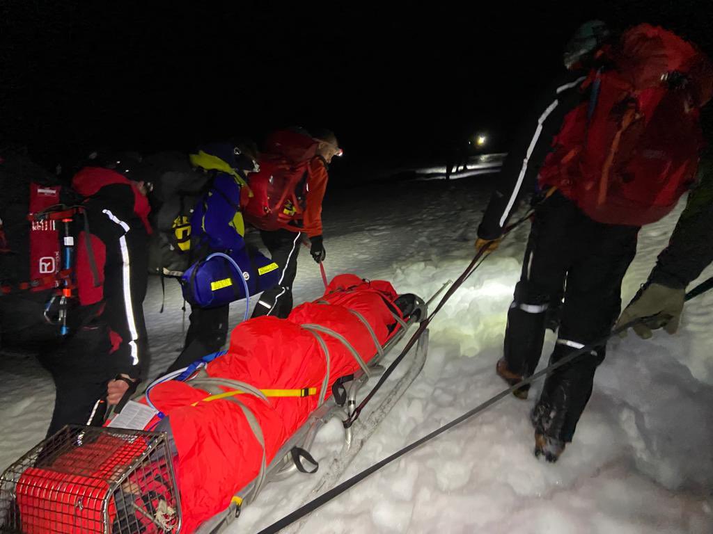 BraemarMRT's tweet photo. Team called out with @AberdeenMRT in 8 hour operation to rescue a male with leg injury near Loch Etchachan last night.
Amazing support from @MCA_media #rescue151
Best wishes to the casualty. https://t.co/m8cqD4vFED