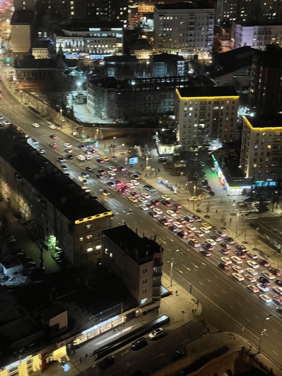 bav19802006's tweet photo. Вечерняя Москва! #Москва #Россия https://t.co/gTfGPYsnCO