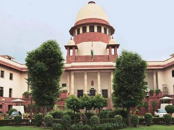ani_digital's tweet photo. Lakhimpur Kheri case: SC to hear plea seeking bail cancellation of Ashish Mishra on Tuesday

Read @ANI Story | https://t.co/k015LqPe4S https://t.co/9DmxLHFt32