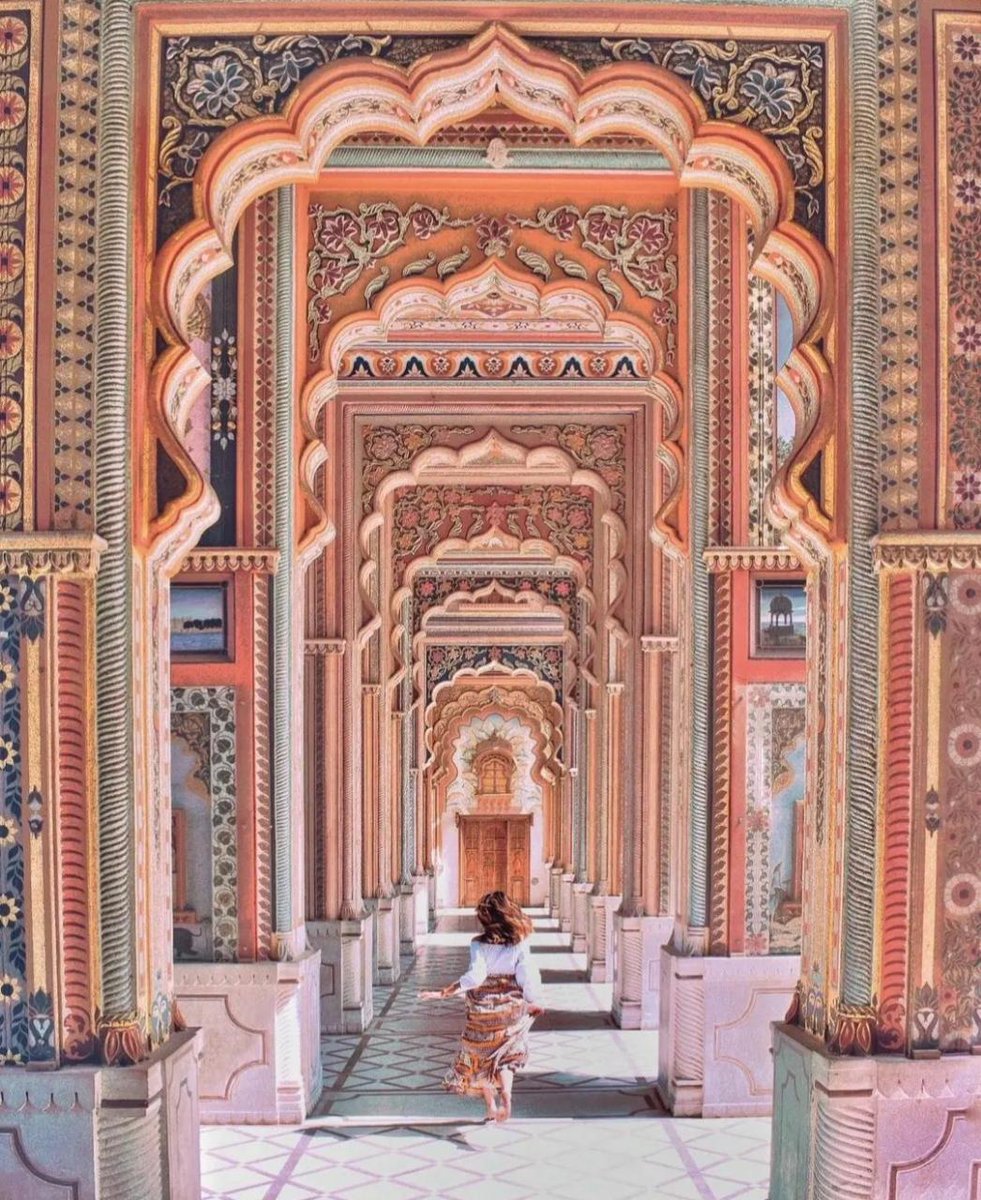 bottmag's tweet photo. Rajasthan- a vibrant state of Incredible India is a land of colorful mélange of massive forts, diverse culture, stunning 
.
.
.
V.C- @@rajasthan_ki_yashogatha
.
.
.

#jaipur #jaipurdiaries #Jaipurcity #jaipurblogger #jaipurcityblog #jaipurlove #IncredibleIndia  #BOTT https://t.co/U0IO0EHAe9
