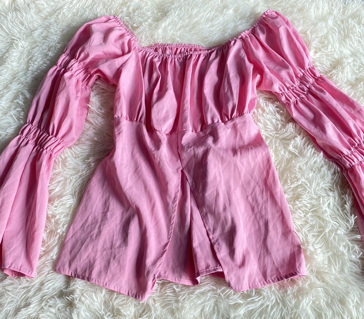 begomoodi's tweet photo. เสื้อทรงญาญ่า 49฿ รวมส่ง #ส่งต่อ #ส่งต่อสกินเเคร์ #ส่งต่อคสอ #ส่งต่อเครื่องสําอางค์ #ส่งต่อสกินแคร์มือสอง #ส่งต่อเสื้อผ้า #เสื้อผ้ามือสองสภาพดี #ของดีบอกต่อ #ใช้ดีบอกต่อ #โล๊ะตู้ #พรีออเดอร์ #เสื้อผ้าสาวอวบ #ส่งต่อหมวก #สเวตเตอร์ https://t.co/nFytBXURRb