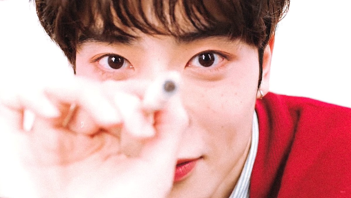 ForJ_214's tweet photo. 📕💙

#재현 #JAEHYUN #NCT127 https://t.co/1PdFW0QM8I