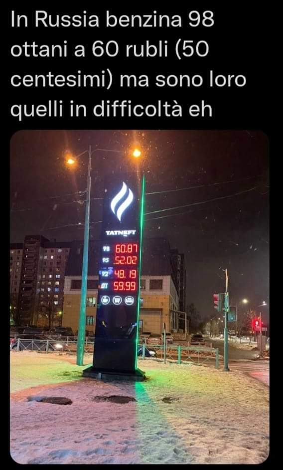 portichiusi's tweet photo. Ma Draghi dice che l'economia va molto bene... Forse si riferisce a quella della sua famiglia. Siamo un paese distrutto e il Vile Affarista decide sanzioni autolesioniste. Aveva ragione Cossiga... ma era stato ottimista. https://t.co/NZfjHkDquy