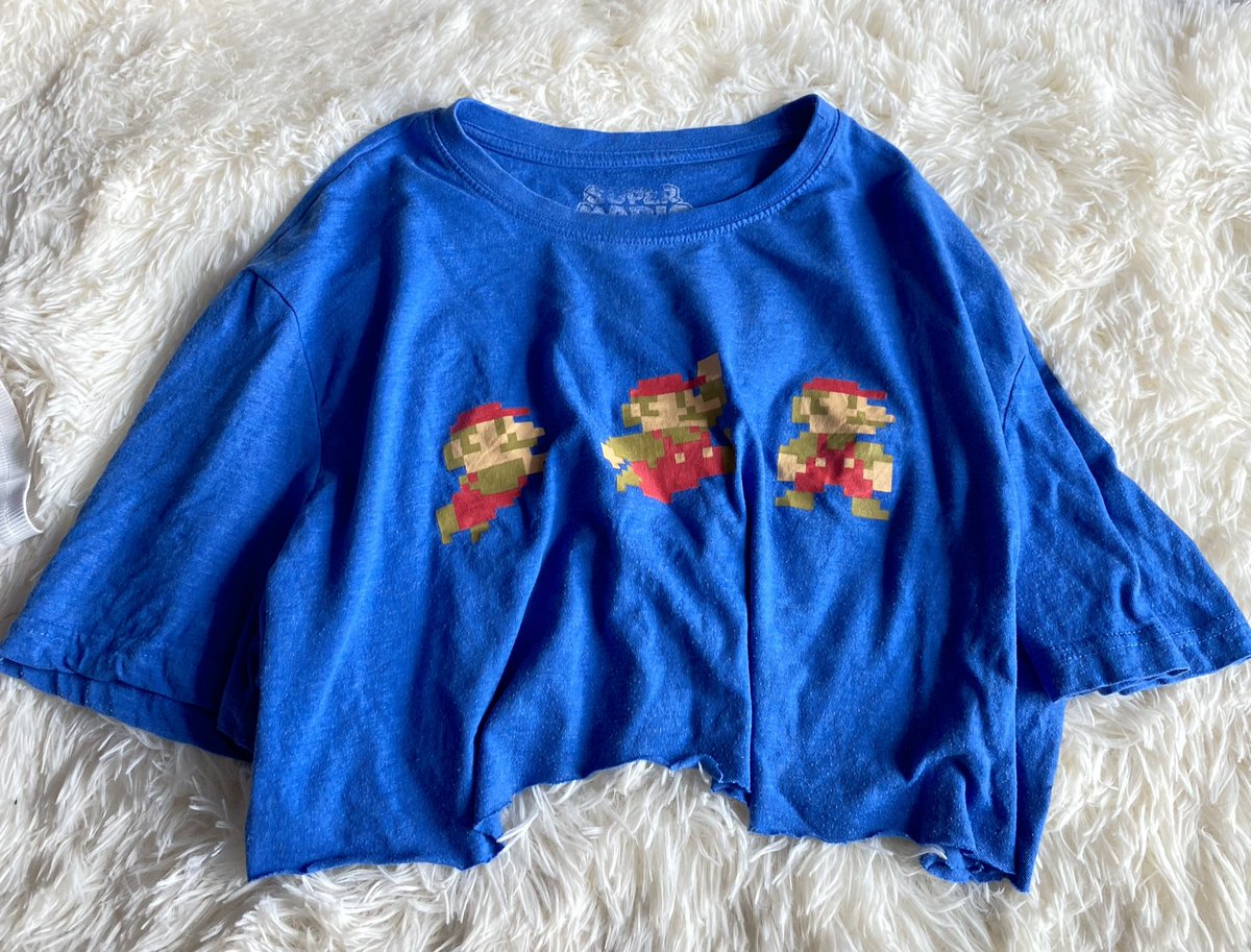 begomoodi's tweet photo. ครอปปลายตัด oversize 45฿ รวมส่ง #ส่งต่อ #ส่งต่อสกินเเคร์ #ส่งต่อคสอ #ส่งต่อเครื่องสําอางค์ #ส่งต่อสกินแคร์มือสอง #ส่งต่อเสื้อผ้า #เสื้อผ้ามือสองสภาพดี #ของดีบอกต่อ #ใช้ดีบอกต่อ #โล๊ะตู้ #พรีออเดอร์ #เสื้อผ้าสาวอวบ #ส่งต่อหมวก #สเวตเตอร์ https://t.co/TVq0LMKu5i