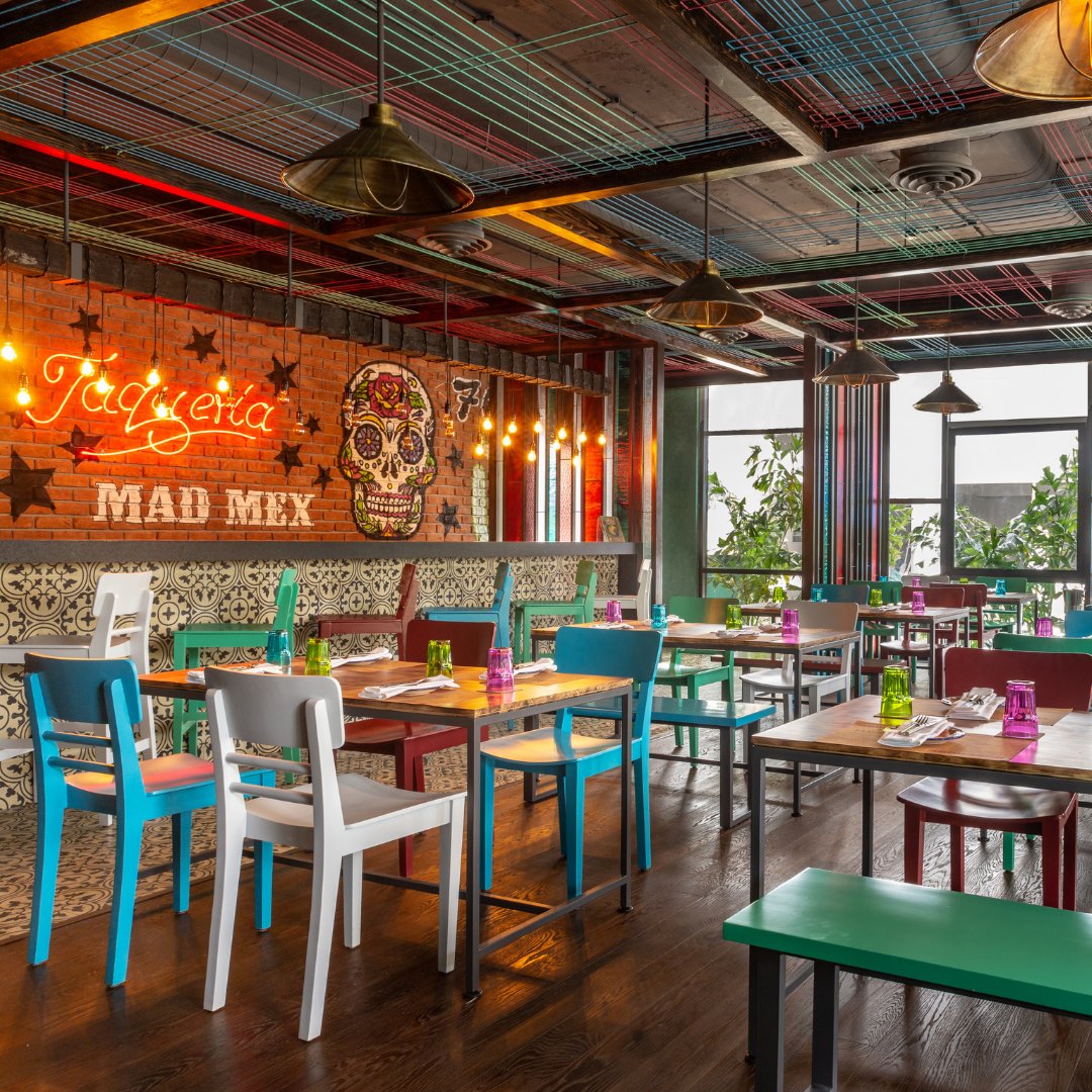 ⁣Live music, refreshing #Margaritas, crunchy nachos, and a whole lot of 🌶️ - the perfect Friday vibe! Join us at Sanchez for an exciting weekend.

#Bangalore #Nightlife #WeekendPlans #MexicanRestaurant #Restaurant