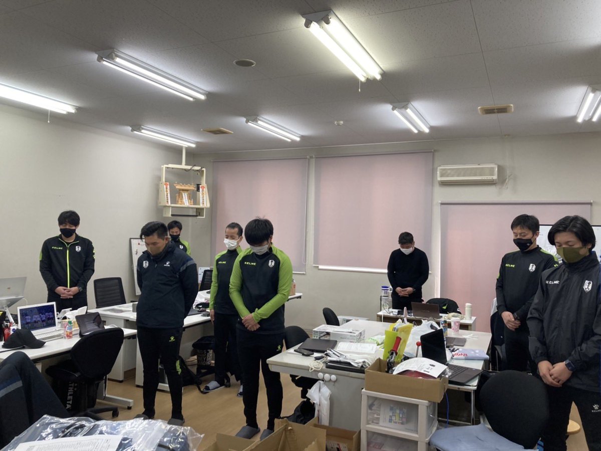 IwateGrulla's tweet photo. #東日本大震災から11年

被災された全ての人たちに
心よりお見舞い申し上げます。

また、被害に遭われた方々、亡くなられた方々に、心よりお見舞いとご冥福を
お祈り致します。

https://t.co/BEYvzF8iDj

#いわてグルージャ盛岡
#一岩
#グルージャ
#GRULLA
#サッカー
#岩手
#盛岡 https://t.co/dzpncCanDS
