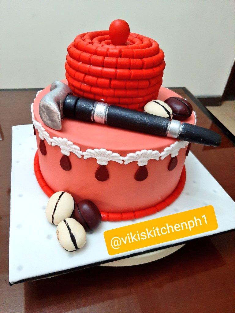 vikiskitchenph1's tweet photo. Quick traditional cake delivery 🎂👫
We make amazing cakes for all occasions here in ph 🤗 patronize your girl mbok 🙏
#Portharcourttwitter #phtwiittercommunity https://t.co/TH8Bl9W1Oo