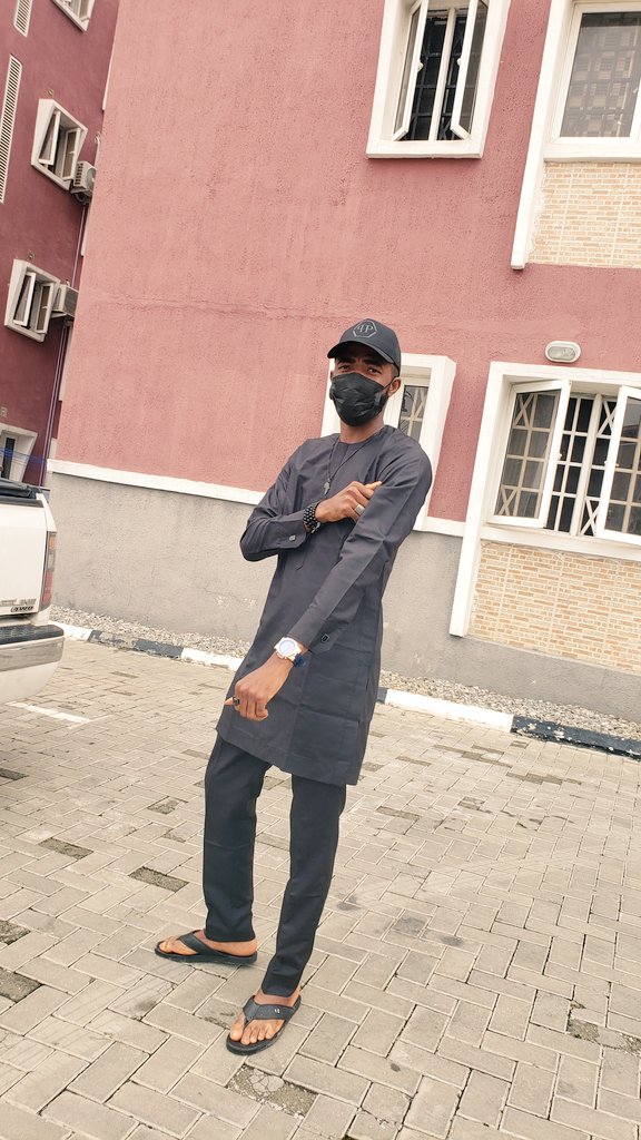 Eduardo_Nero's tweet photo. MarchELEVEN 🏅
Celebrating Myself, Today. +1 🎊🎈🎉
I've come this far, and still going...
Thank you God Almighty. 🙏
#DoubleNumber 🍻 https://t.co/Rj9AdgNTql