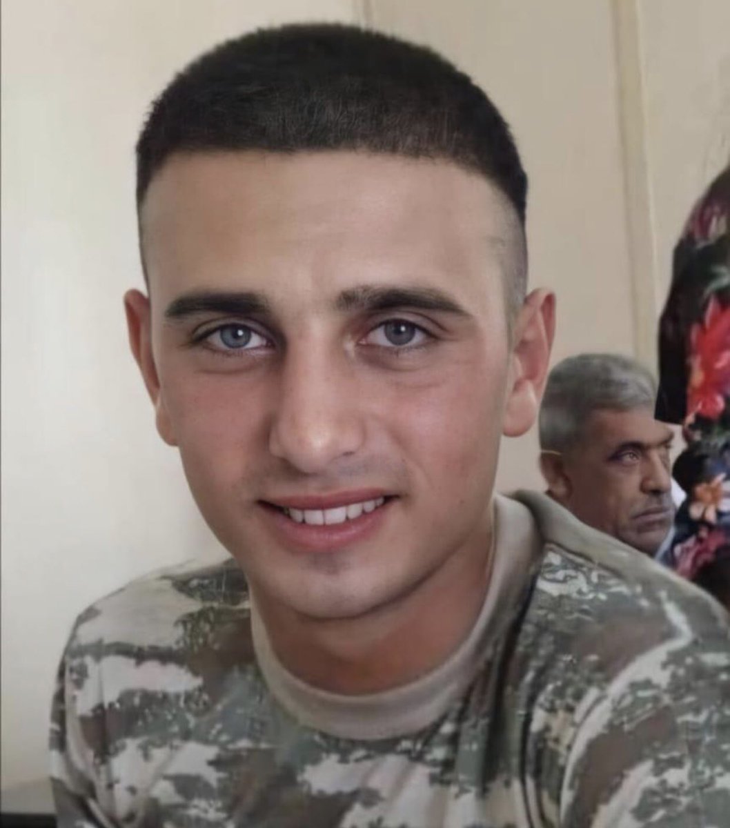 ShirinJafarli's tweet photo. Əbədi 19 yaşında qalan qəhrəmanımız bu gün cismən bizimlə olsaydı, 21 yaşını qeyd edəcəkdi… Dəyişməyən yaşın mübarək, şəhidim… Adın qəlbimizdən silinməyəcək…
Şəhid İlqar Burcəliyev 🇦🇿 https://t.co/j0mCINO20r