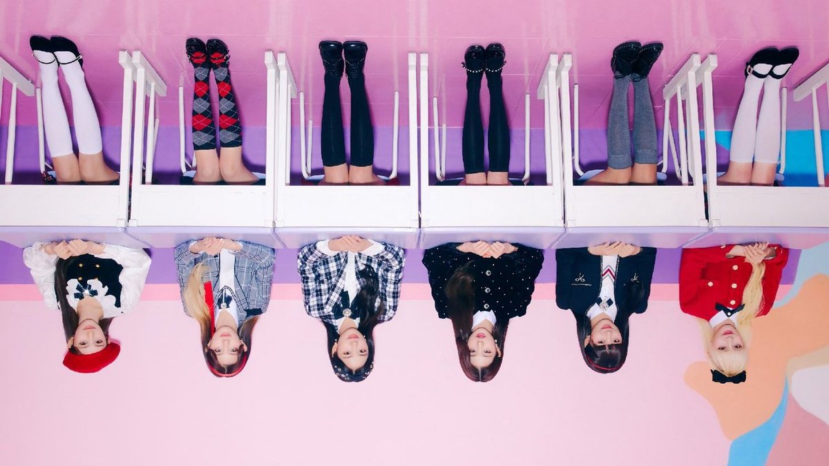 iversatility's tweet image. ganto kase dapat sse para kakaiba  may magnet yung shoes ng ive sa ceiling mindset ba veh mindset #creativeness