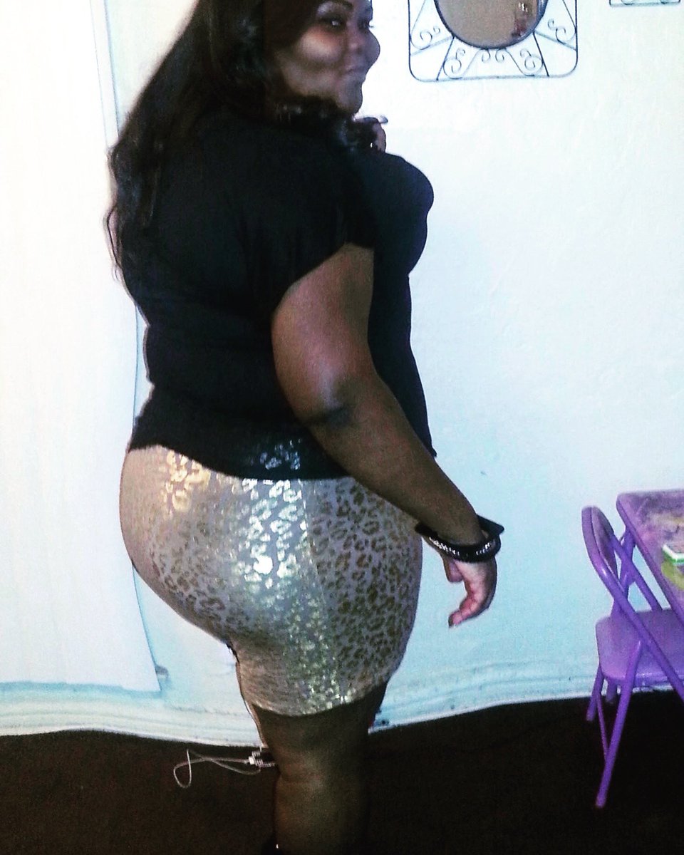 justiffy's tweet photo. 😏😝😘
.
.
.
.
#bbw #bbwbeauty #phatgirl #plussizefashion #plussizelove #fatchick #explorepage #phatchick https://t.co/QJKD1jtNYY