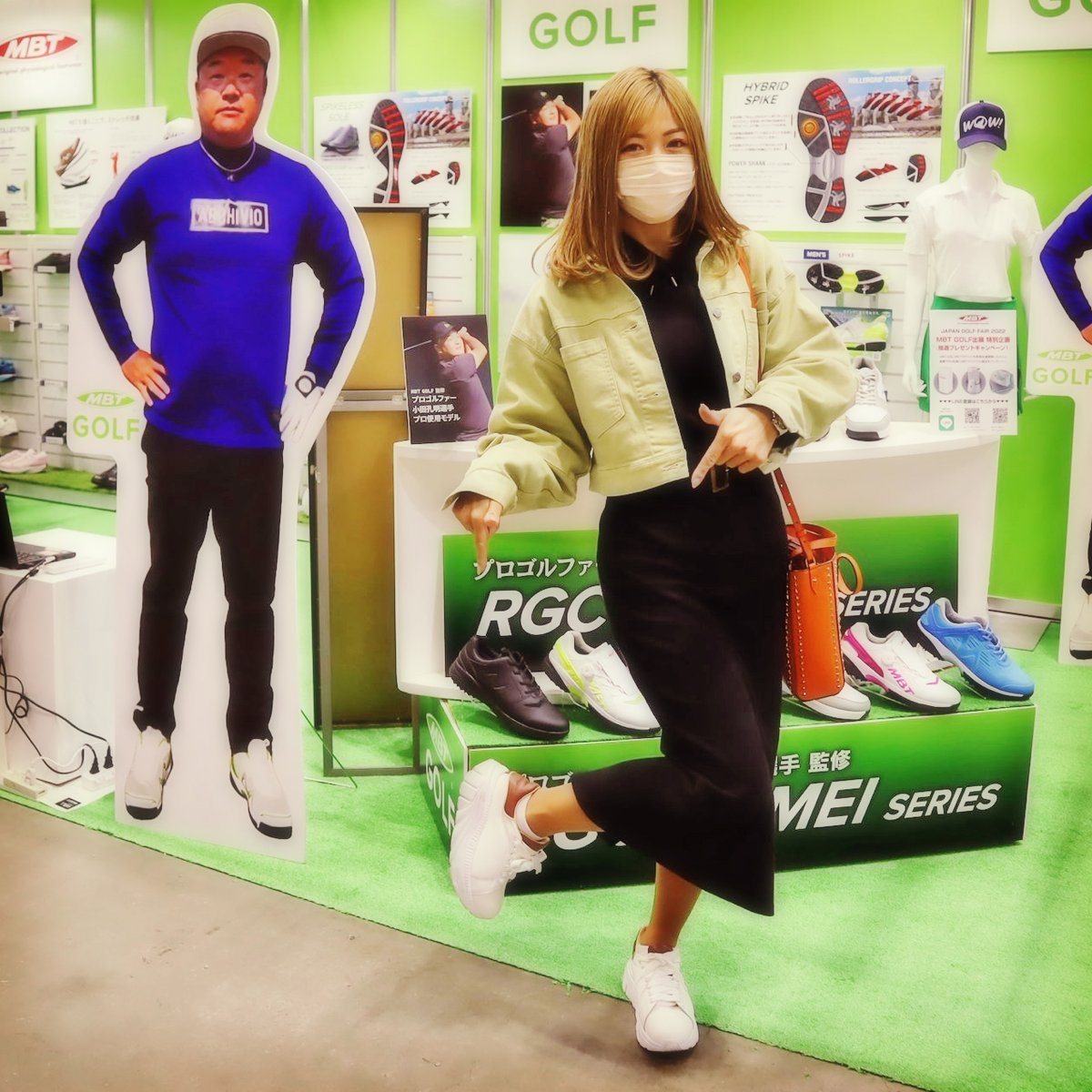 mbt_jp's tweet photo. 本日初日のジャパンゴルフフェア2022、MBT GOLFのブースにアスリートクリエイター/タレントのあおい夏海さん @aoinatsumin が遊びに来てくれました！ありがとうございます✨

#JGF #ジャパンゴルフフェア https://t.co/2zTgAG60N8