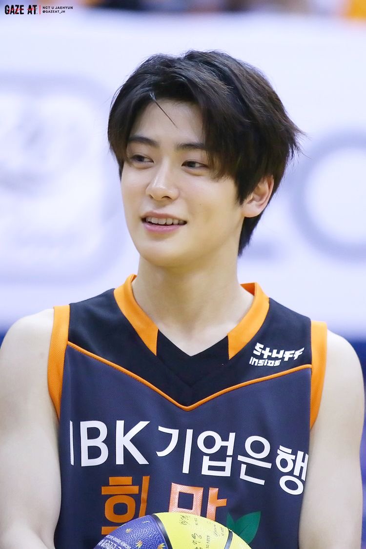 97JJHOLIC's tweet photo. basketball player, Jeong Jaehyun. https://t.co/Z2pWN0Asej