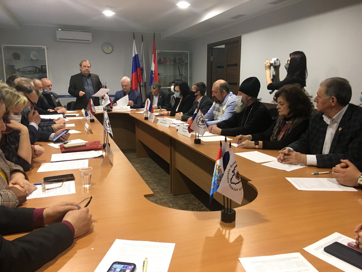 Позитивный опыт национальных диаспор #Тольятти можно использовать при совершенствовании законодательства о мигрантах - dumatlt.ru/news/news.php?… #ДумаТЛТ #новостиТольятти #мигранты