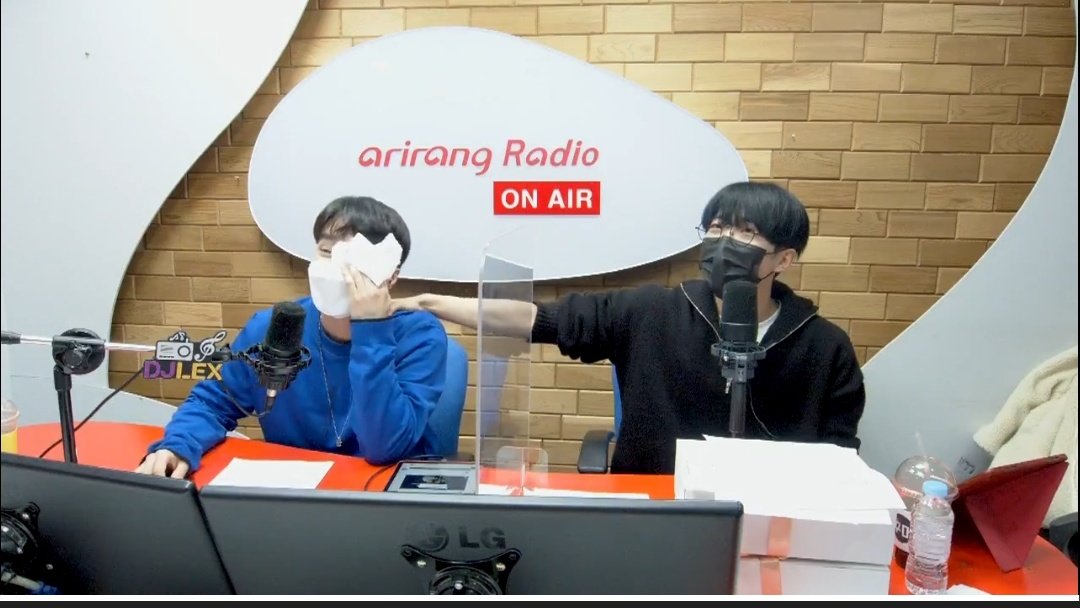 raerst's tweet photo. @musicaccess0304 \^=^/
고마워 DJ LEX ❤️🦖👑
고마워 DANN ❤️🐉👑
고마워 MA FAM ❤️🎶👑
#DANN #단 #KINGDOM #킹덤 #DJLEX #MUSICACCESS #MAMVP https://t.co/3aMxBM2IBI