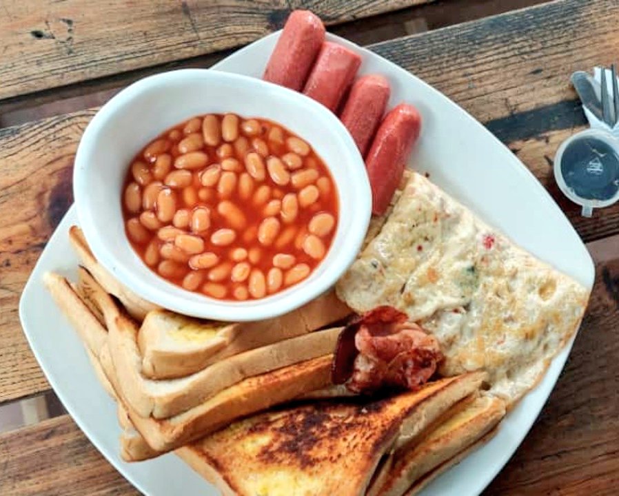 Something Different and Delicious....... A bit of some #yummy #pancakes , #coffee and #breakfast is complete 😊😋😁💃 Our Full #English Breakfast #meal for N4000