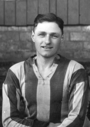 Today's Spurs birthday is George Goldsmith, 1905-74, Loftus, Cleveland, North Yorkshire. Spurs 1934. Right Back. 1 league appearance, 0 goals. COYS https://t.co/WIXDs7pldS