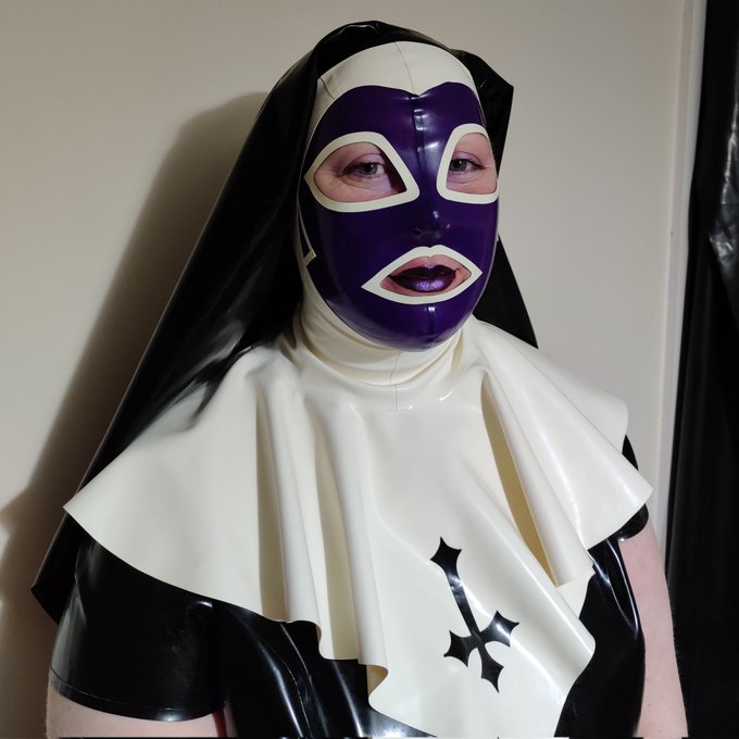 Confess your sins #rubber #mistress https://t.co/c59wJlF79i<a href="/tag/rubber"class="tags">#rubber</a><a href="/tag/mistress"class="tags">#mistress</a>