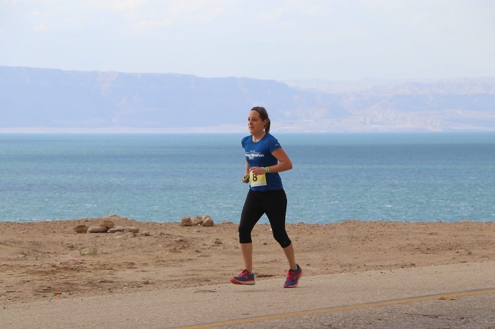 ARR_D2R's tweet photo. Reaching the first change over of @aylaoasis  #dead2red with great shape, meet you at the beach
شكرا لمديرية الاعلام والشرطة المجتمعية ومديرية العمليات والسيطرة بالاضافة الى القناه الرياضية الشريك الاعلامي الداعم لكافة الفعاليات الرياضية على التغطية الاعلامية المميزه وصور السباق https://t.co/FebwKRWUPT