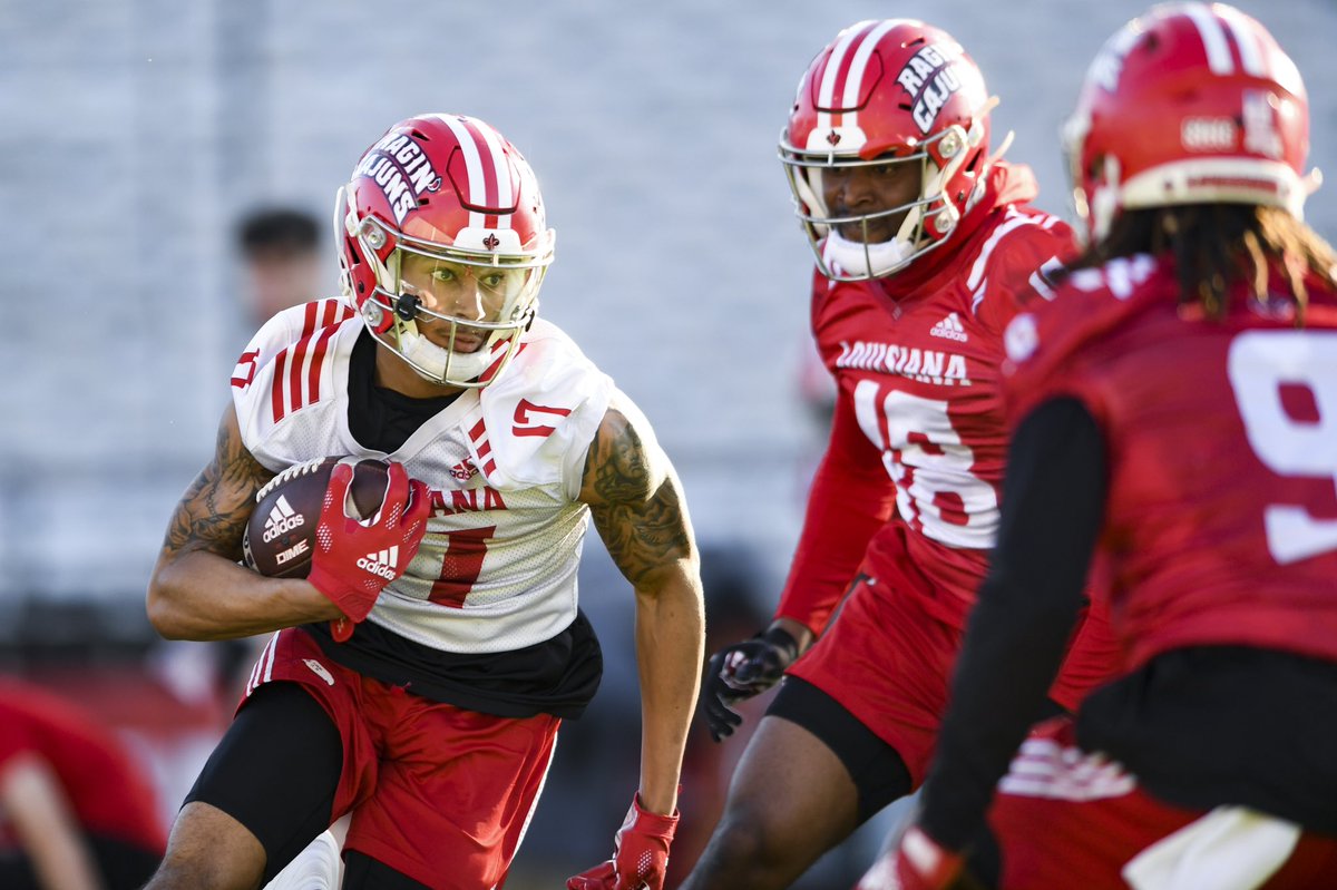 BenMPhotog's tweet photo. spring football. #geauxcajuns https://t.co/O9NhhwkuEW
