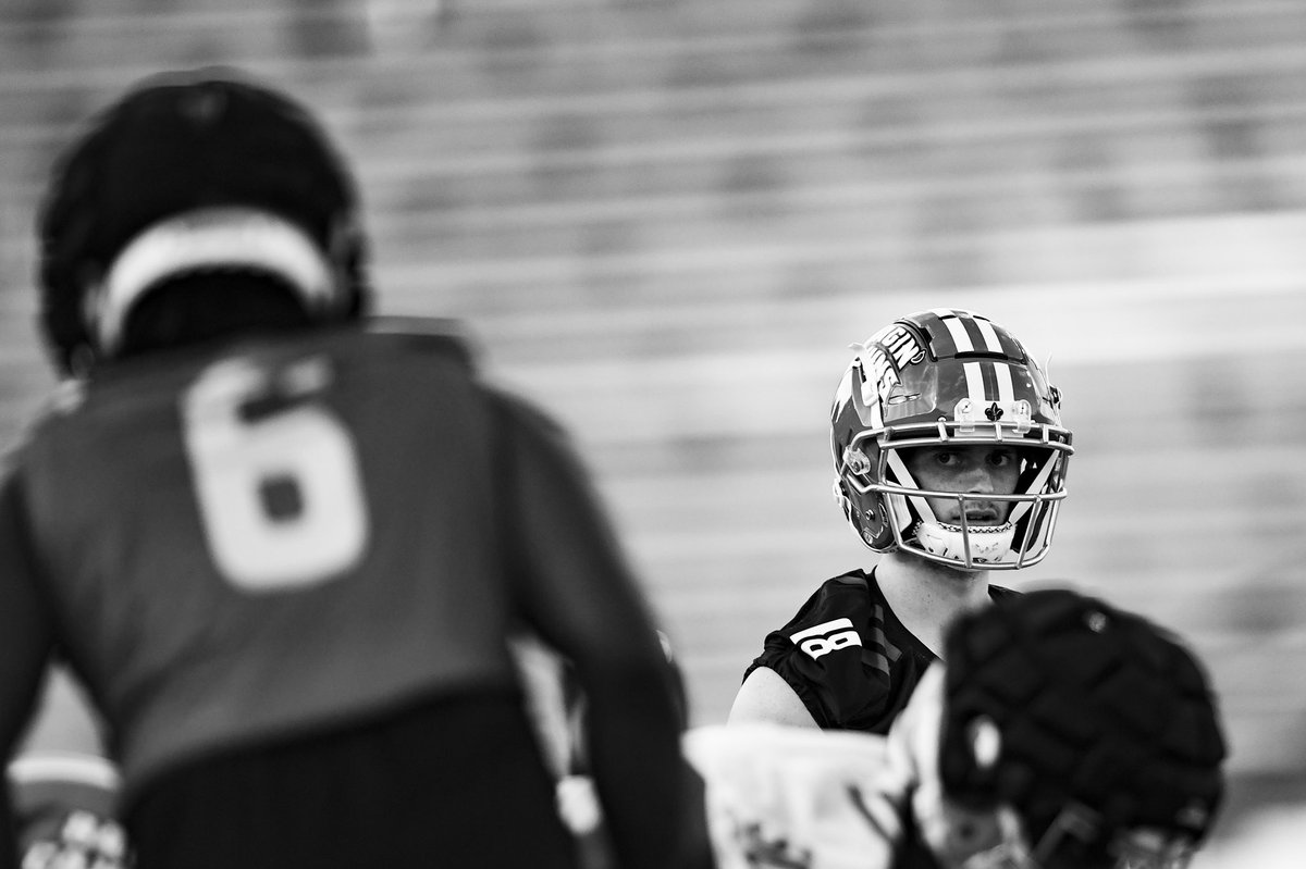 BenMPhotog's tweet photo. spring football. #geauxcajuns https://t.co/O9NhhwkuEW