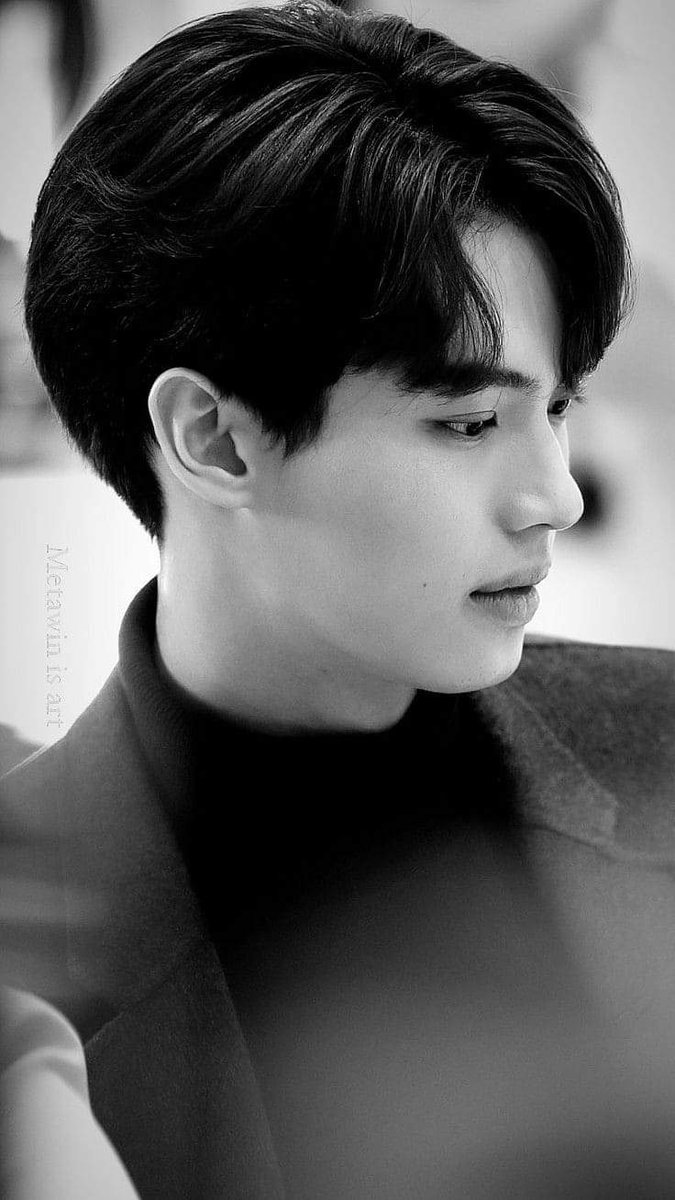 hnbmeBWOGVK's tweet photo. #ไบรท์วิน #BrightWinFREECONTENT  #BeFairToWinMetawin  xin đòi lại công bằng cho win . Xin GMM công bằng. https://t.co/RplfcLrPb9