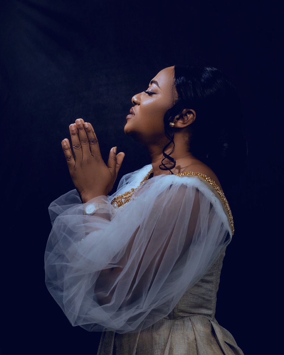 RuthRufetAdjei's tweet photo. Dear God, You Will Always Be God🙌🙇♀️
#MakingJesusProud
#HigherHigher🔥
#NewSongsLoading
VIDEO LINK👇
https://t.co/a5UCUvYVEN https://t.co/dqMrqFDC6h