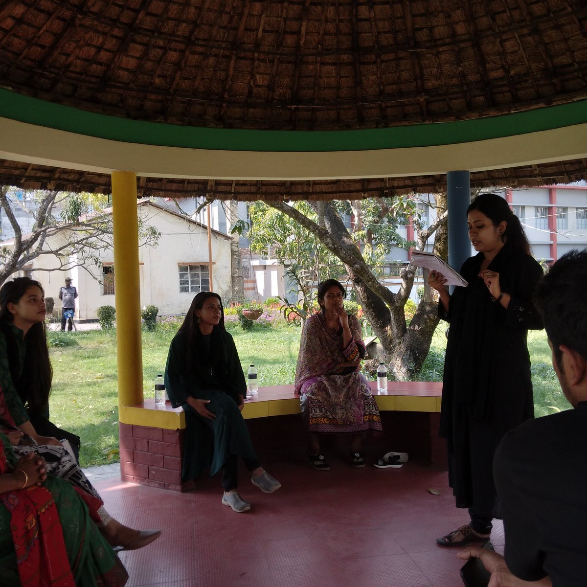 monsoonletters1's tweet photo. @monsoonletters1 held a poetry workshop in preparation for our pop-up performance at @WOWisGlobal Bangladesh Khulna Chapter 

11 March, 2022
#wowkhulna https://t.co/K9Z6QLy0CM