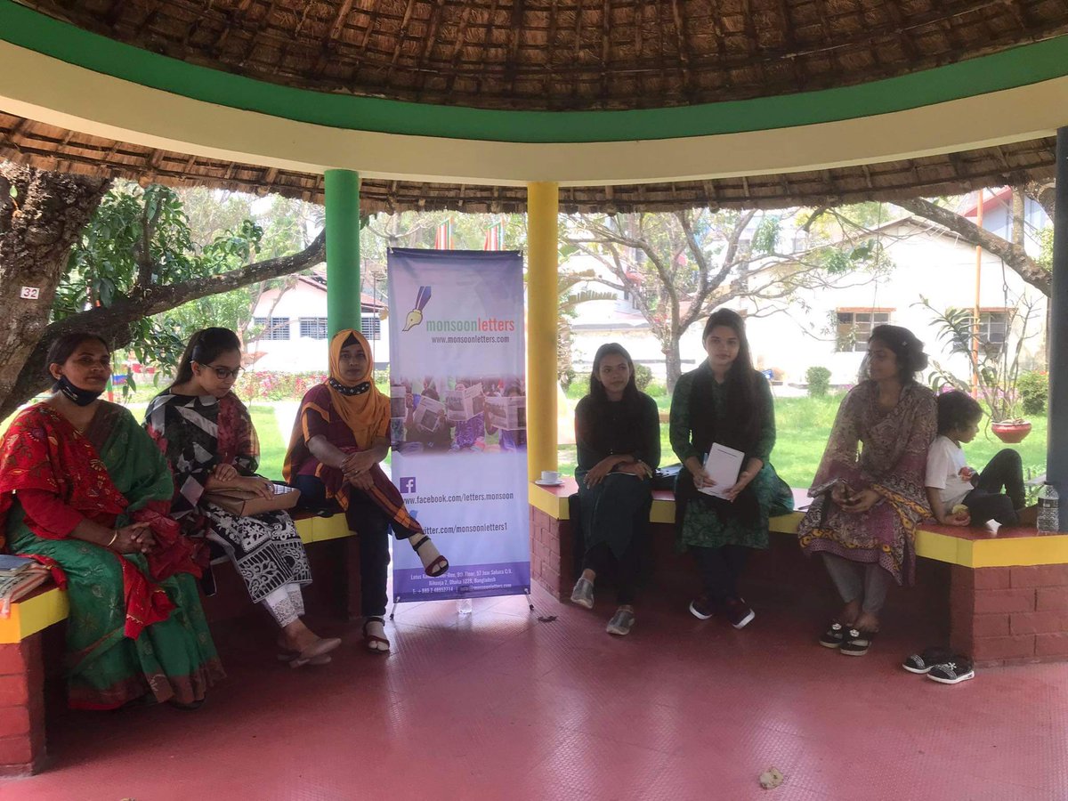monsoonletters1's tweet photo. @monsoonletters1 held a poetry workshop in preparation for our pop-up performance at @WOWisGlobal Bangladesh Khulna Chapter 

11 March, 2022
#wowkhulna https://t.co/K9Z6QLy0CM